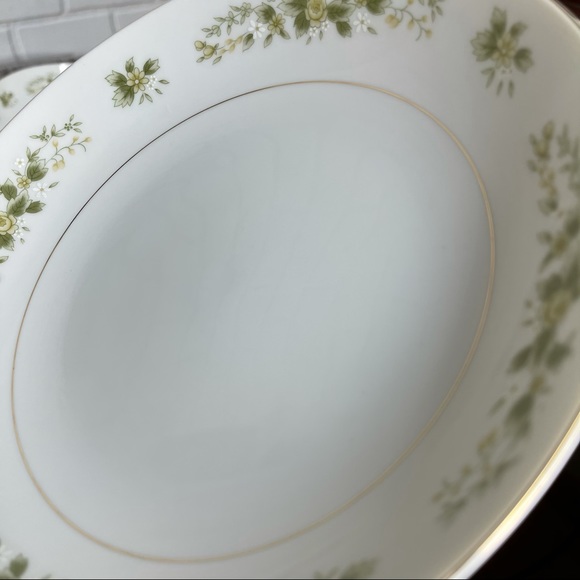 4  Natalie 3904 Fine China Soup Bowls 8" - Picture 4 of 6